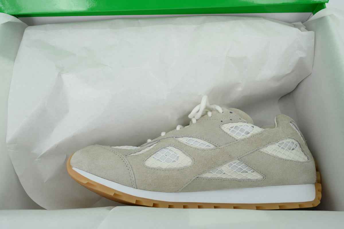 Venetian Orbit Lace-up Runner