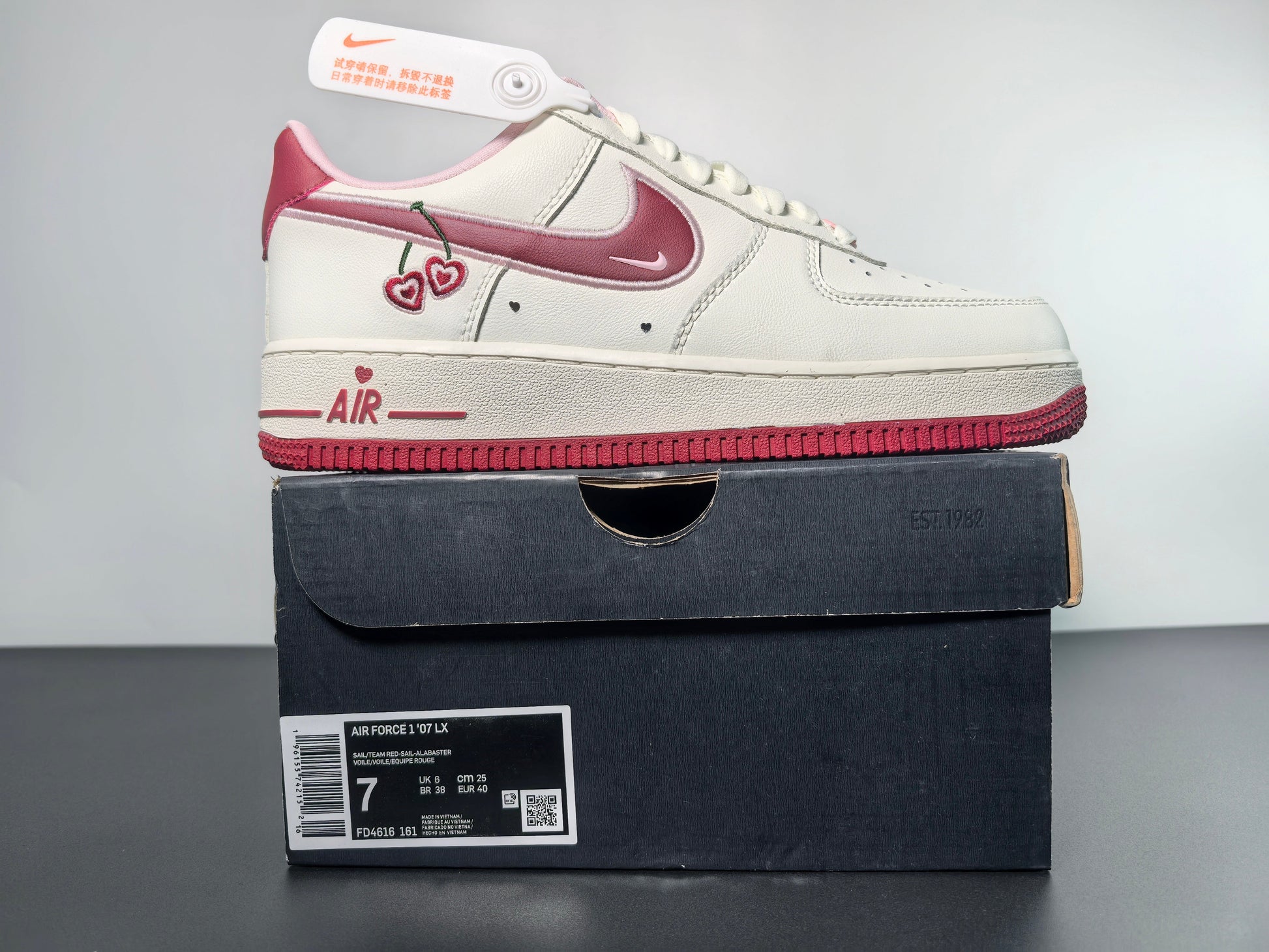 Custom Air Force 1'07 Low Valentine's Day - Luxuryurbanwear