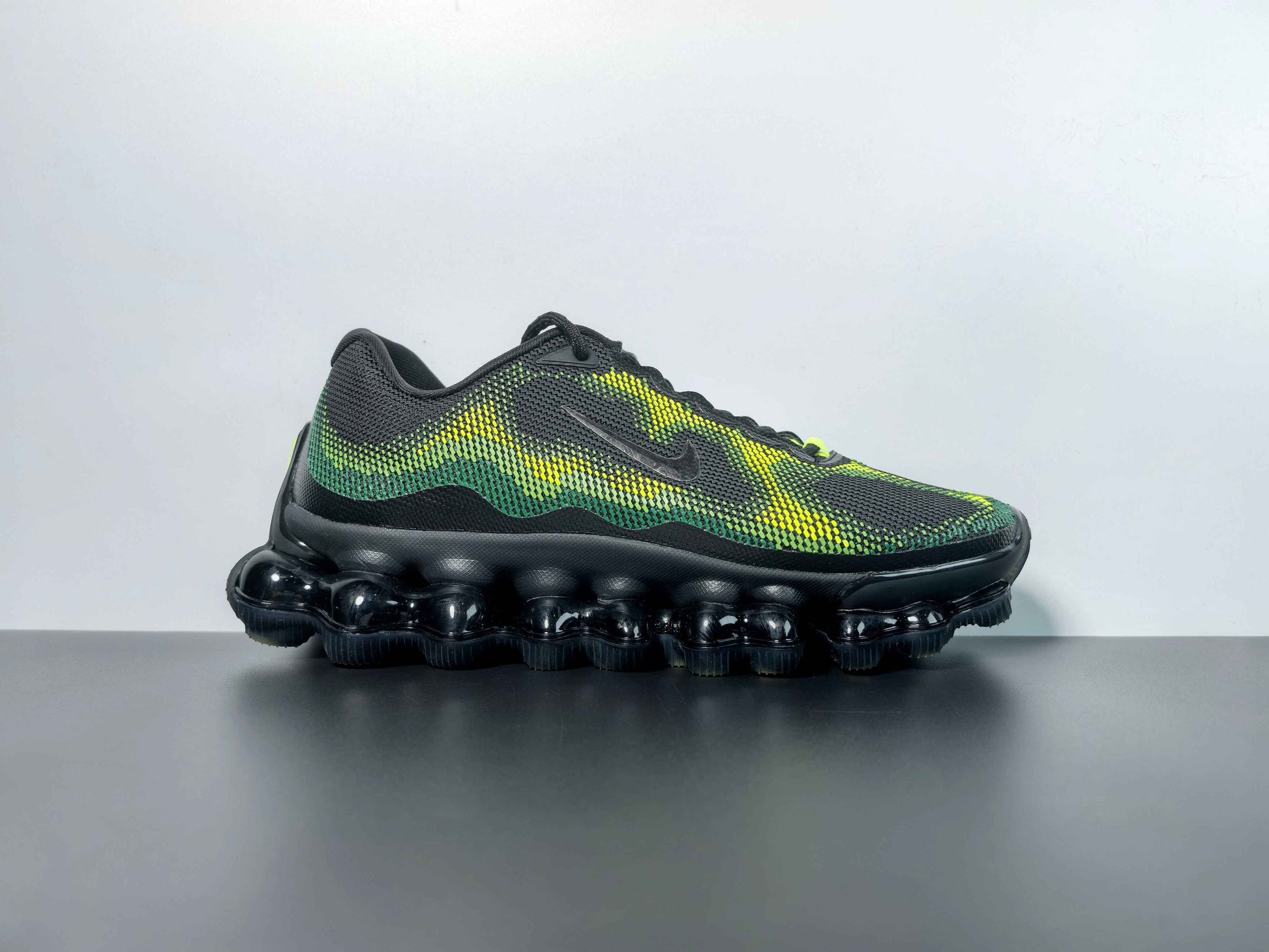 Nike AIR LIQUID MAX