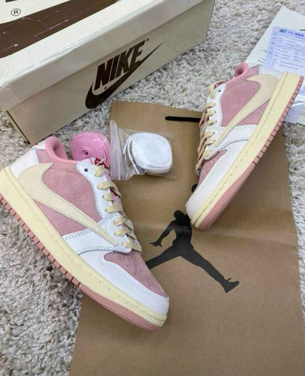 Custom Air Jordan 1 Low White Pink Travis Scott Edition