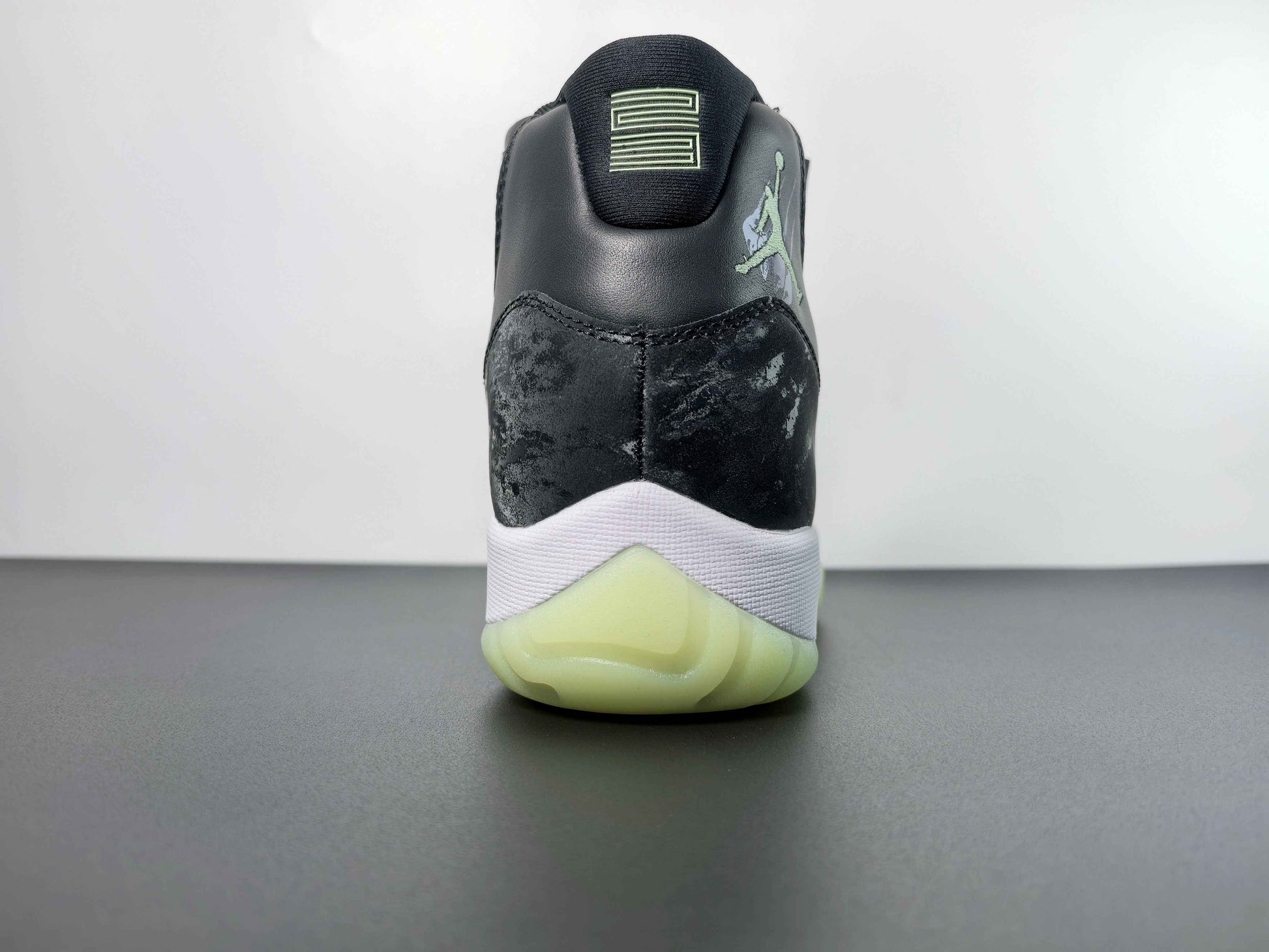 Air Jordan 11 Sneaker School