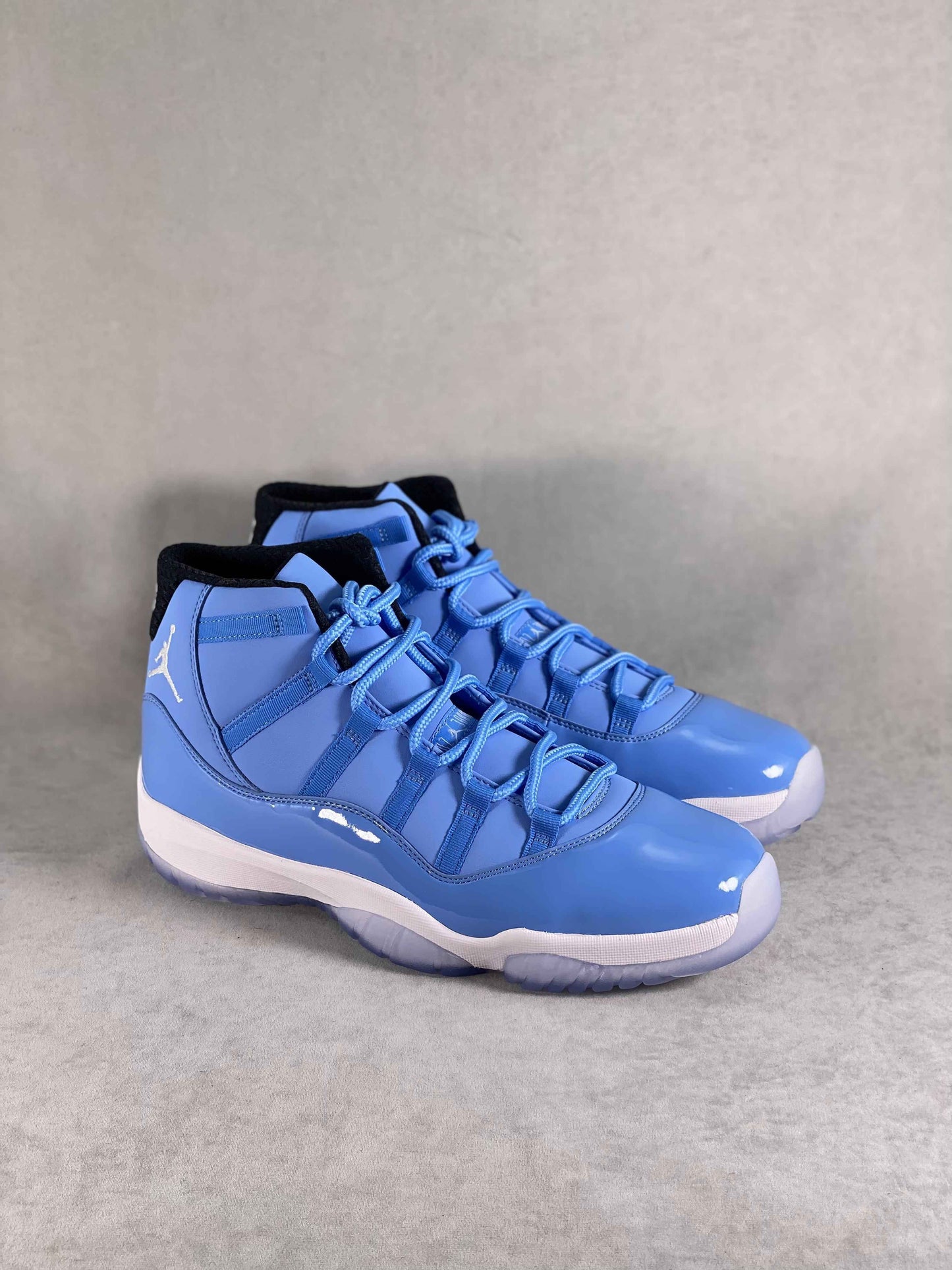 Custom Air Jordan “Ultimate Gift of Flight” Pack 717602-900