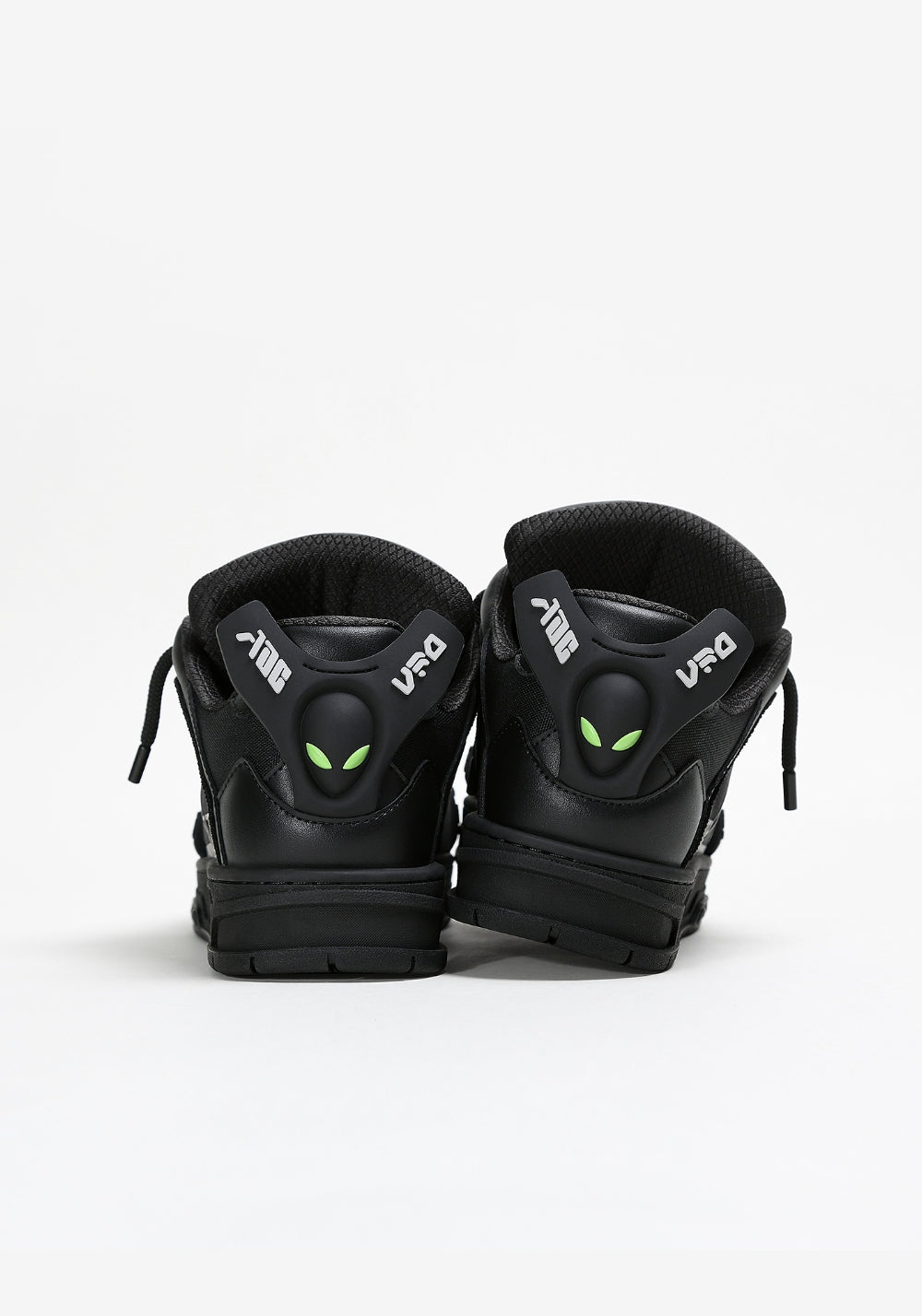 Black Alien Platform Sneakers - Skipkicks