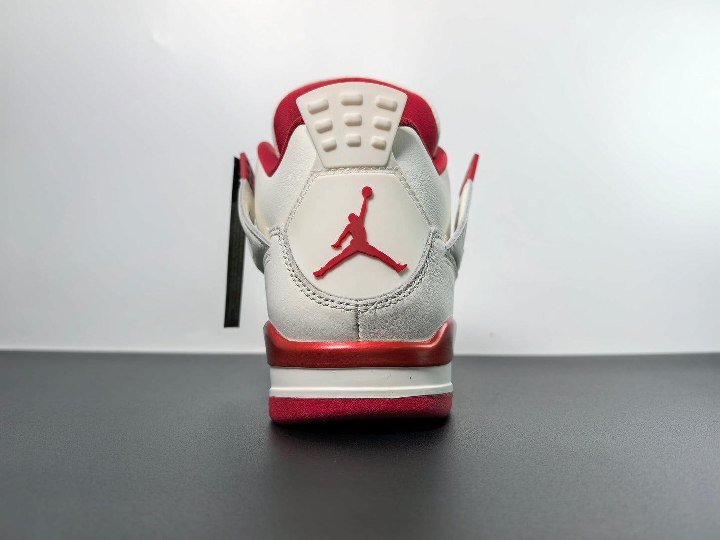 Air Jordan 4 Retro: Elevate Your Style and Performance