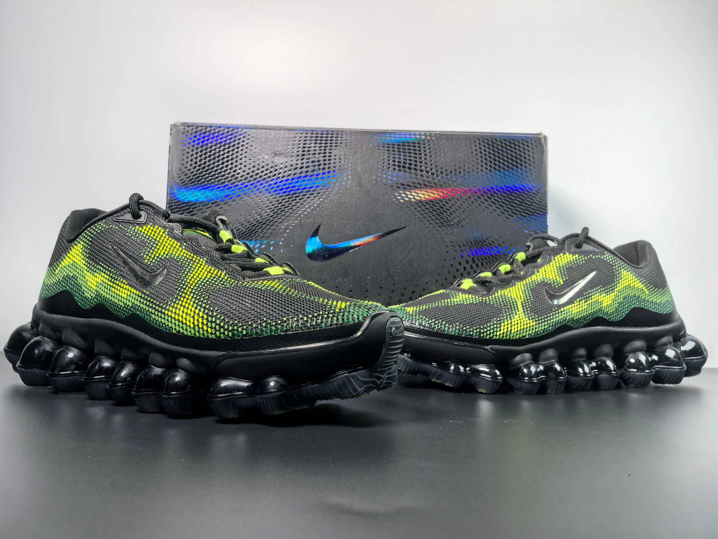 Nike AIR LIQUID MAX