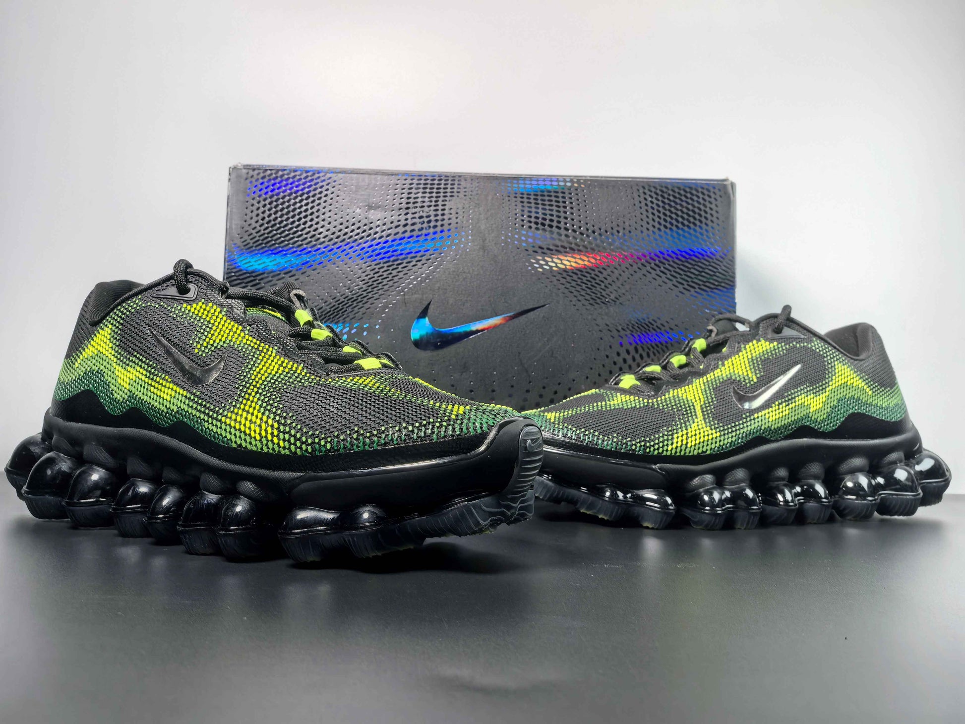 Nike AIR LIQUID MAX