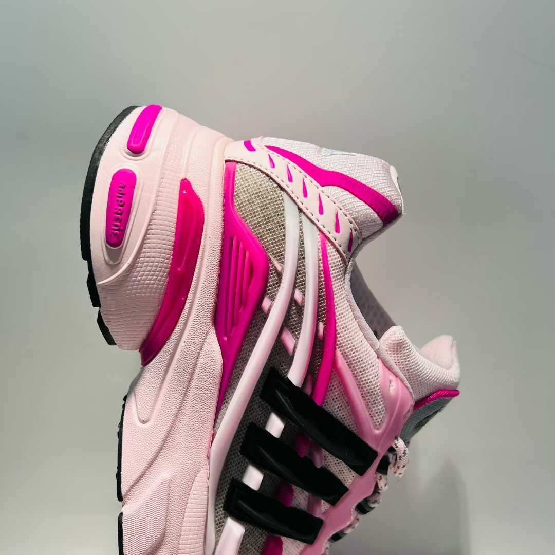 Pharrell Williams x Adistar Jellyfish JP9273