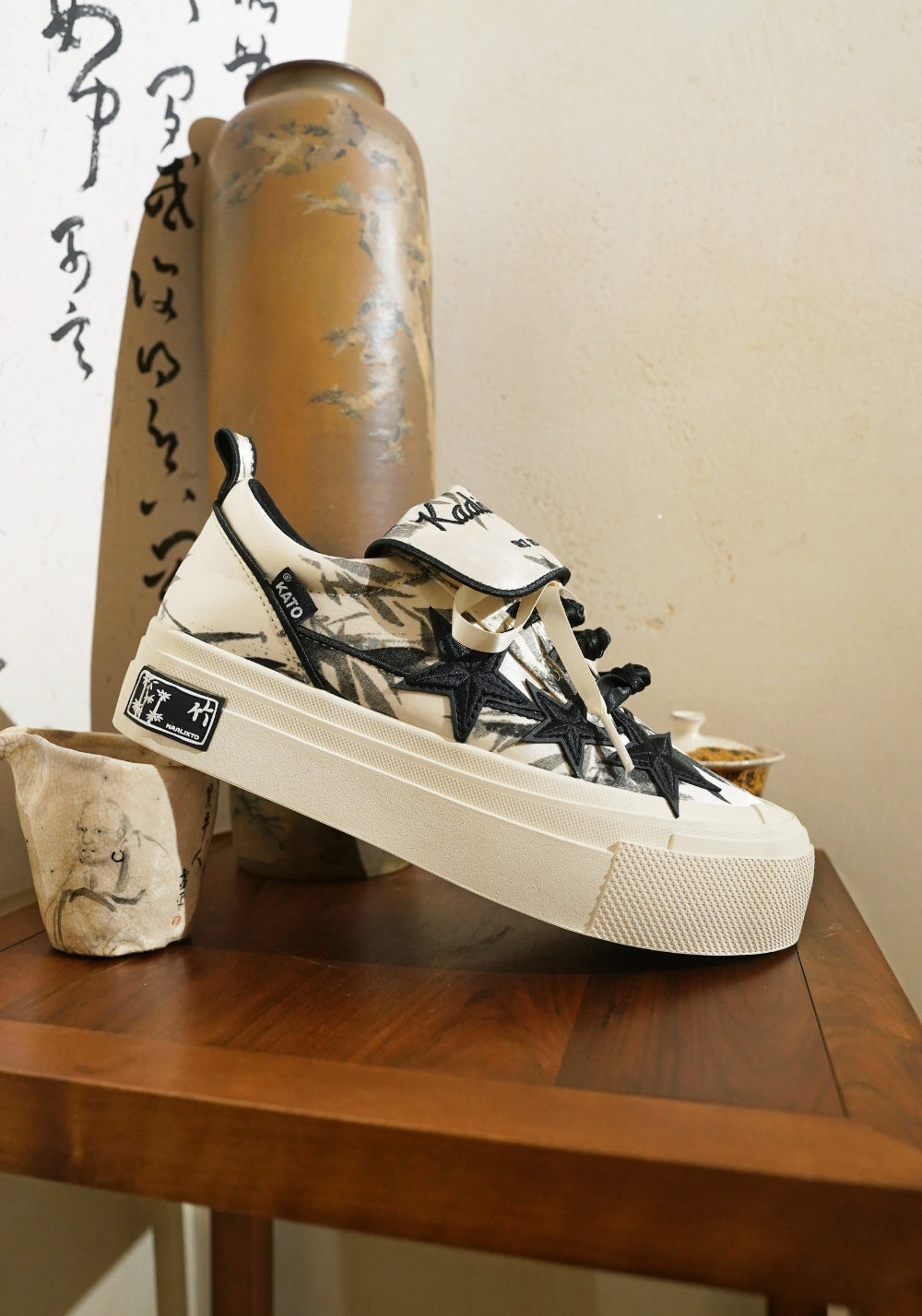 Bamboo Star Canvas Sneakers - Skipkicks