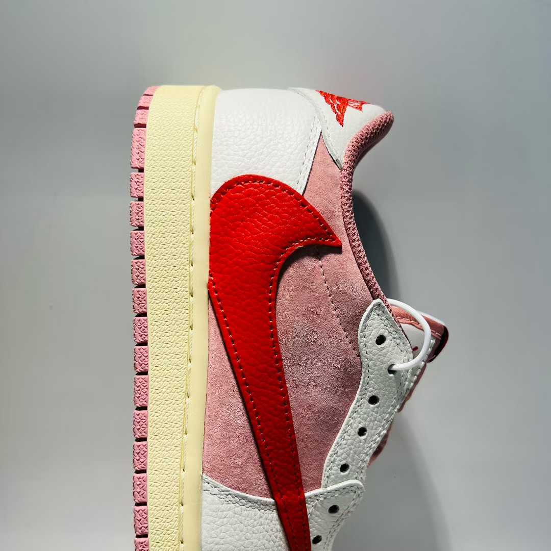 Travis Scott x Air Jordan 1 Low OG – A Collector's Dream