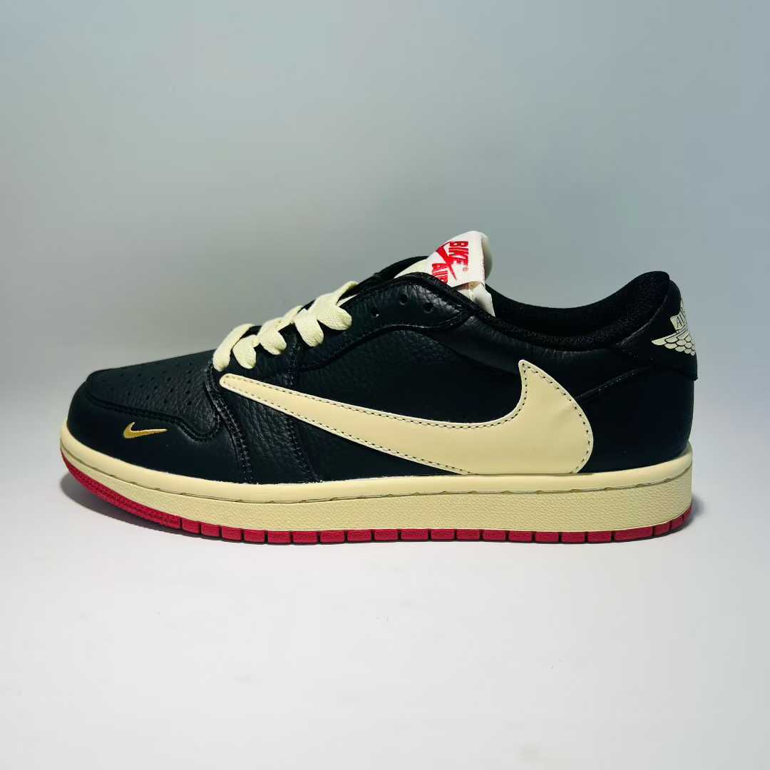 Travis Scott x Air Jordan 1 Low OG: A Sneaker Legend