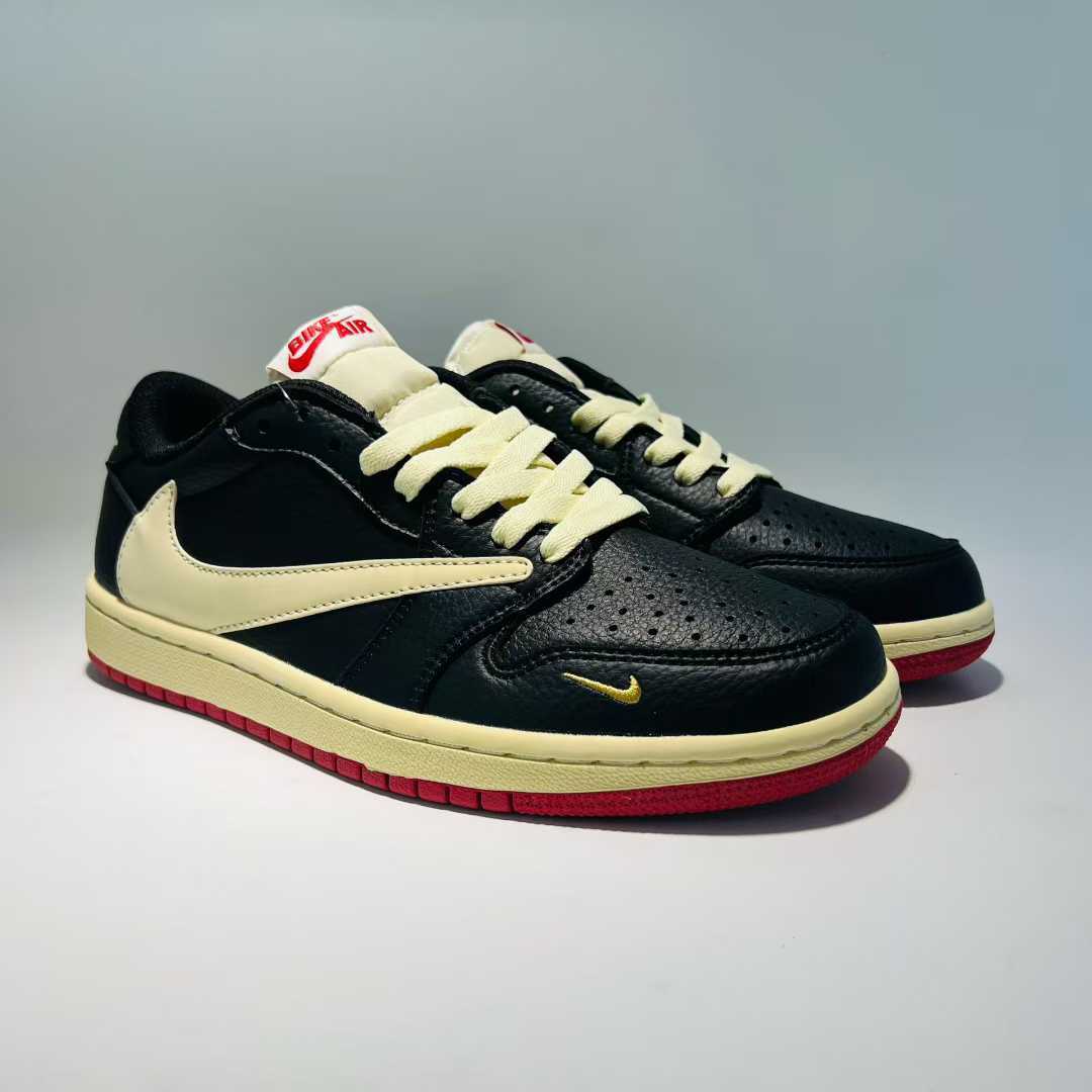 Travis Scott x Air Jordan 1 Low OG: A Sneaker Legend