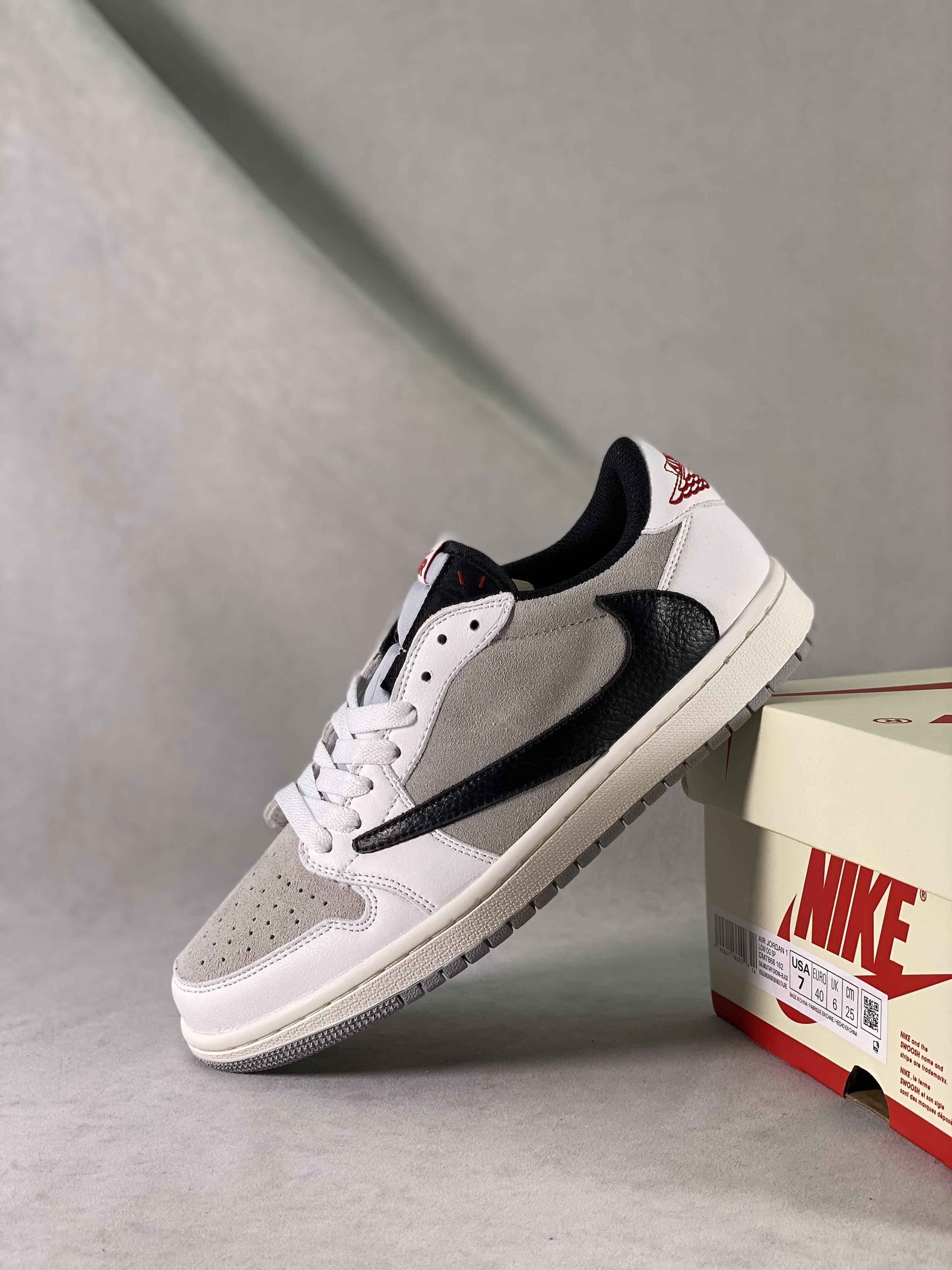 Custom Travis Scott x Fragment x Air Jordan 1 Low DM7866 162 - Exclusive Travis Scott Fragment Air Jordan 1 Release
