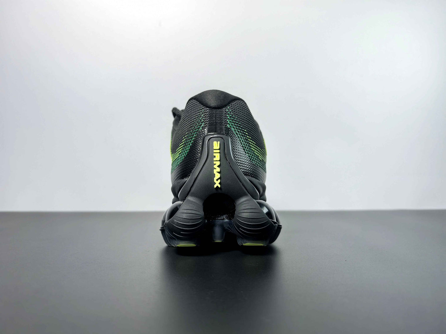 Nike AIR LIQUID MAX