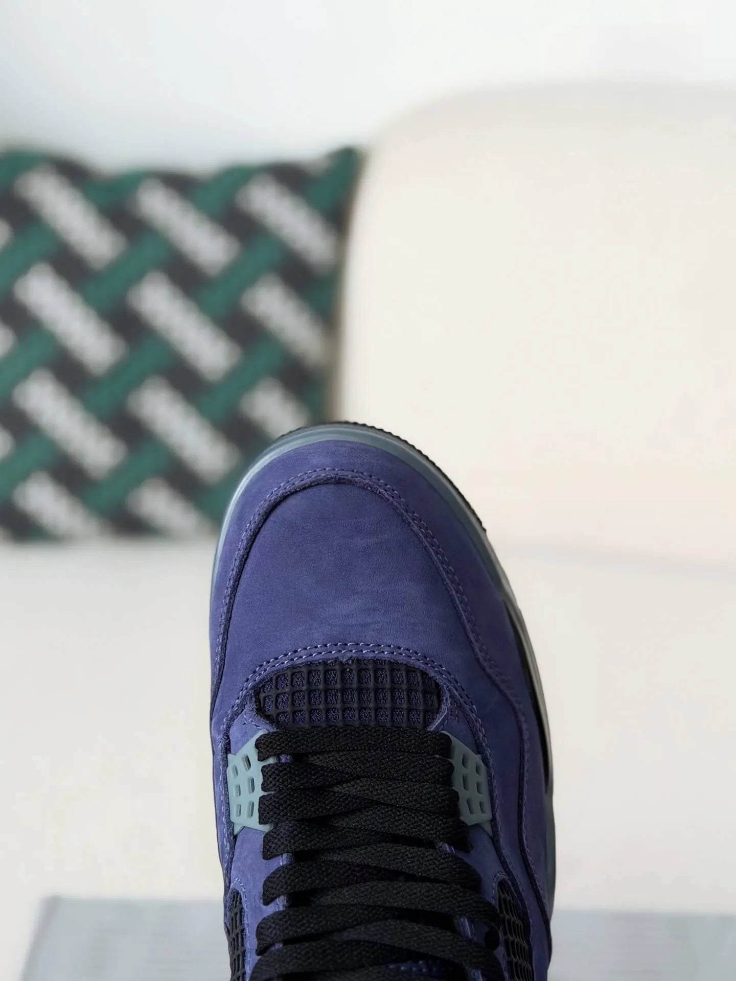 Air Jordan 4 Retro – Lakers Sneakers in Purple, Gold, Black