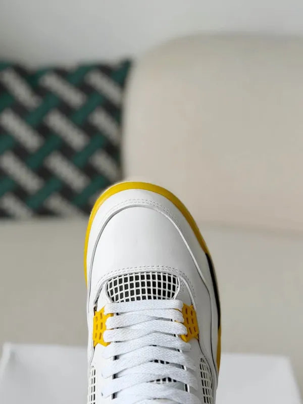 Air Jordan 4 Retro Sneakers - Vivid Sulfur Style
