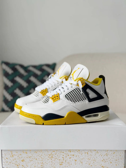 Air Jordan 4 Retro Sneakers - Vivid Sulfur Style