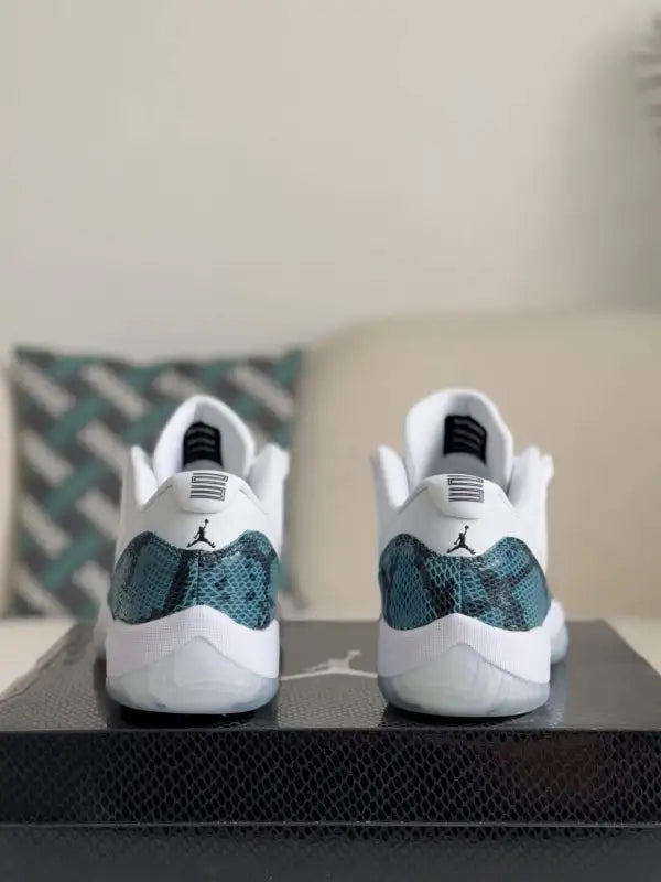 Air Jordan 11 Low Navy Snakeskin: Elevate Your Sneaker Game