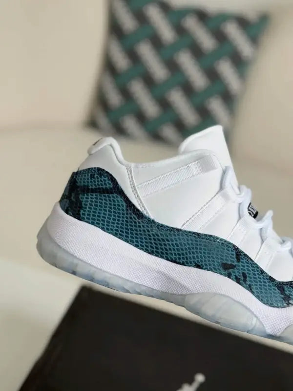 Air Jordan 11 Low Navy Snakeskin: Elevate Your Sneaker Game
