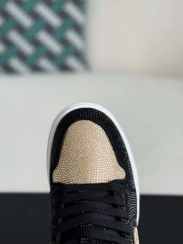 Air Jordan 1 Low - Gold Dust Black & Gold - Luxurious Style
