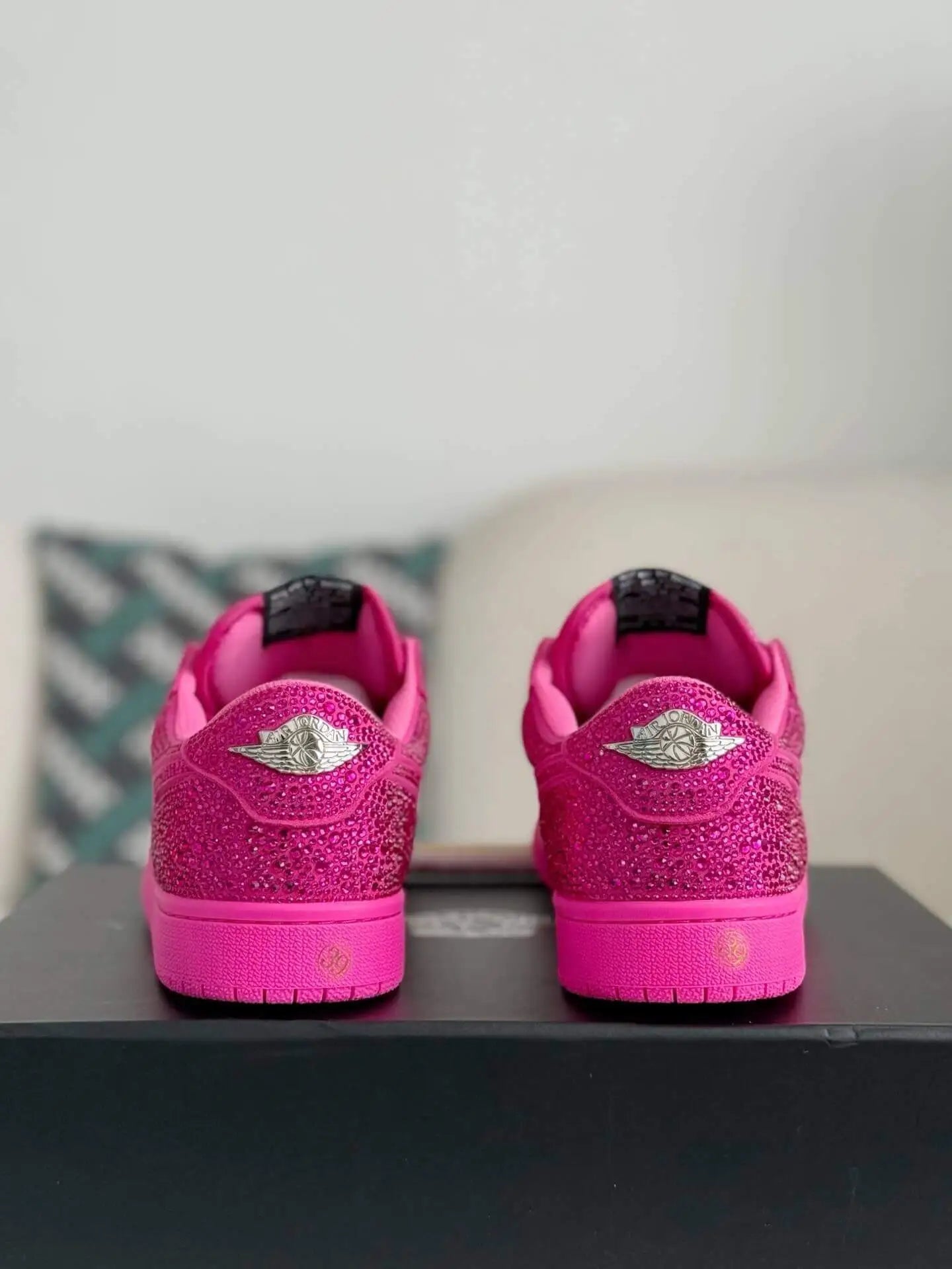 Air Jordan 1 Low: Pink Pop Hot Pink – Dazzling Style Reimagined