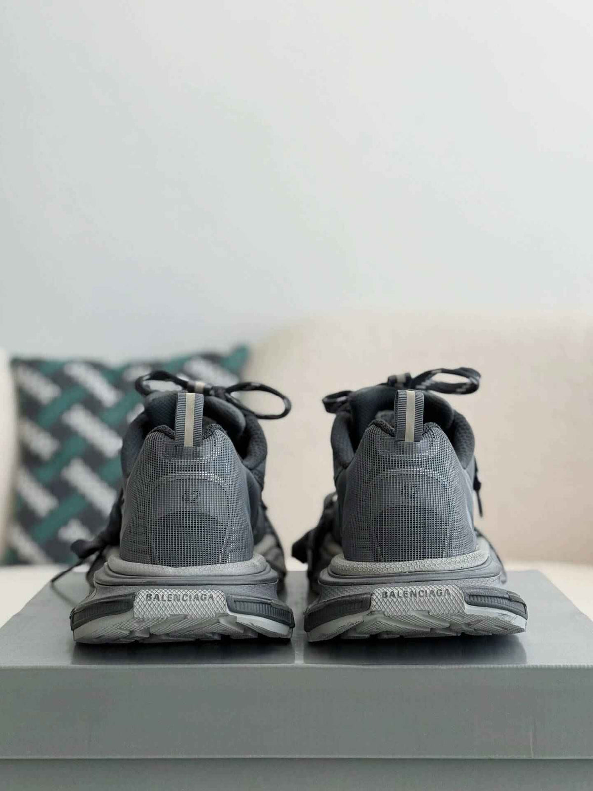 Balenciaga 3XL Sneaker – Anthracite / Dark Grey