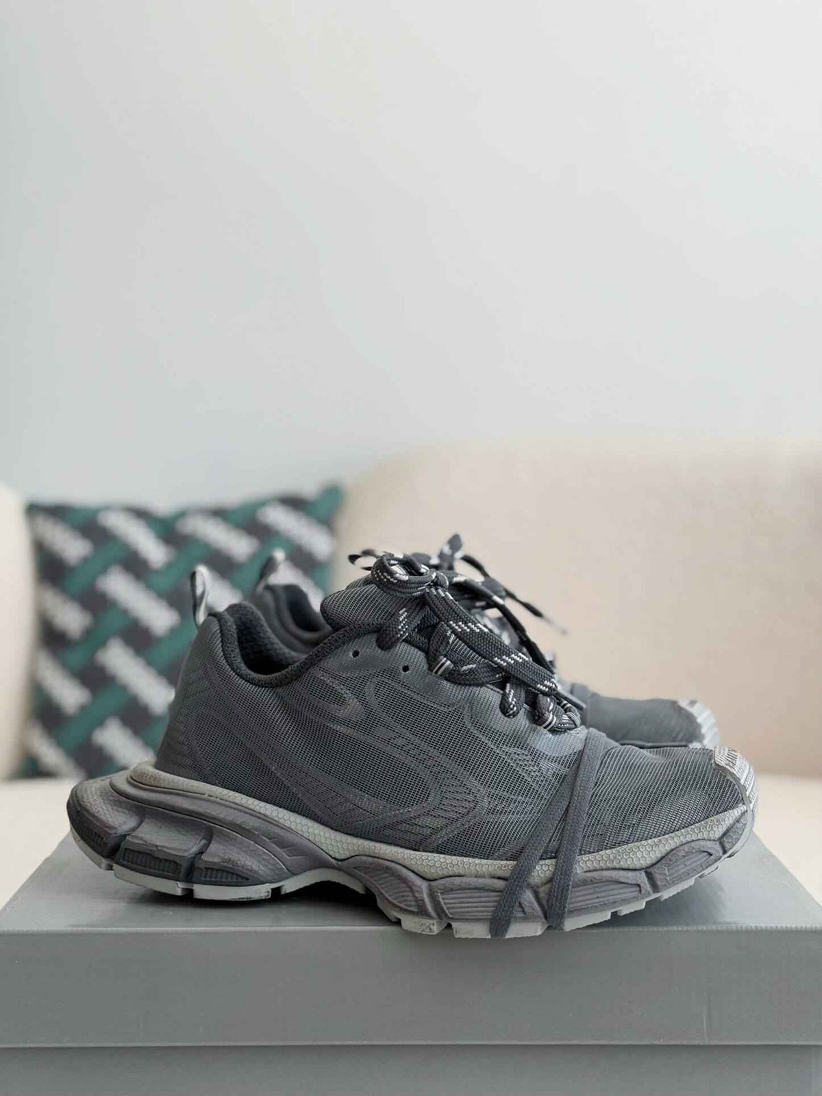 Balenciaga 3XL Sneaker – Anthracite / Dark Grey