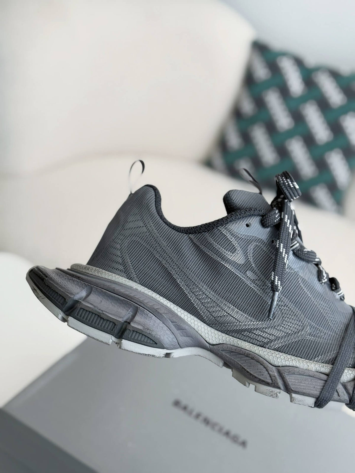 Balenciaga 3XL Sneaker – Anthracite / Dark Grey CUSTOM