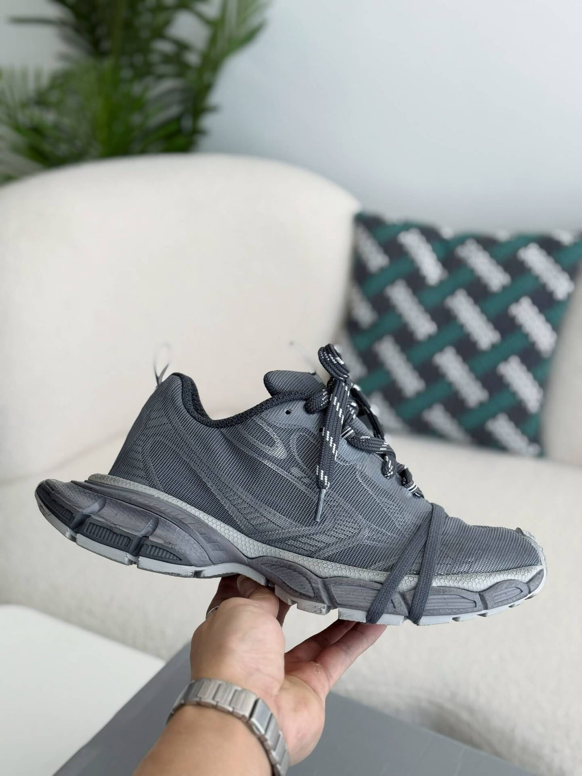 Balenciaga 3XL Sneaker – Anthracite / Dark Grey CUSTOM