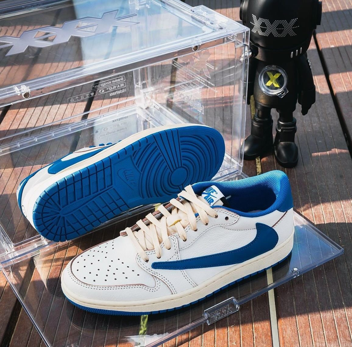 Air Jordan 1 x Travis Scott x Fragment Design - Iconic Collaboration