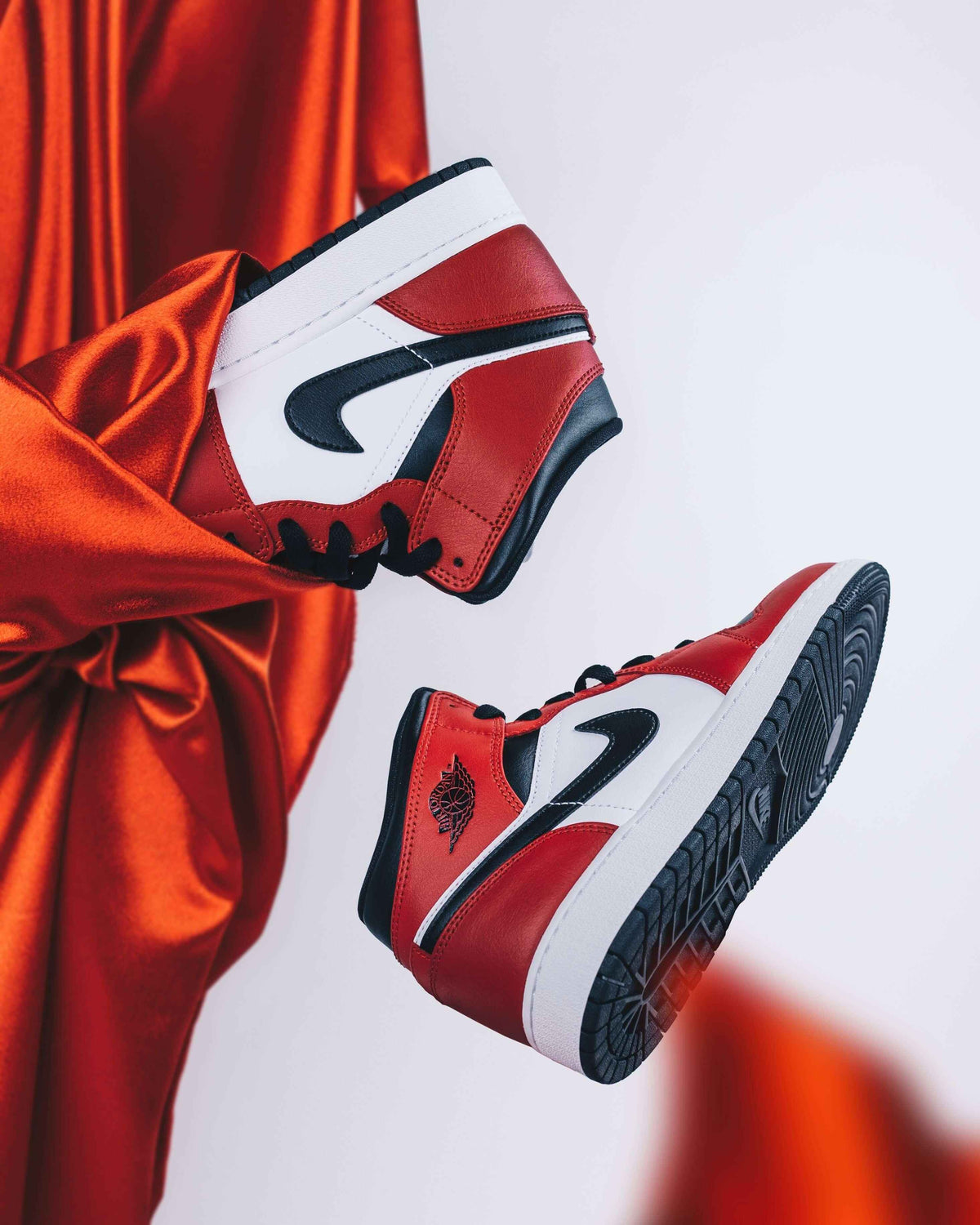 Custom Air Jordan 1 Chicago Sneakers