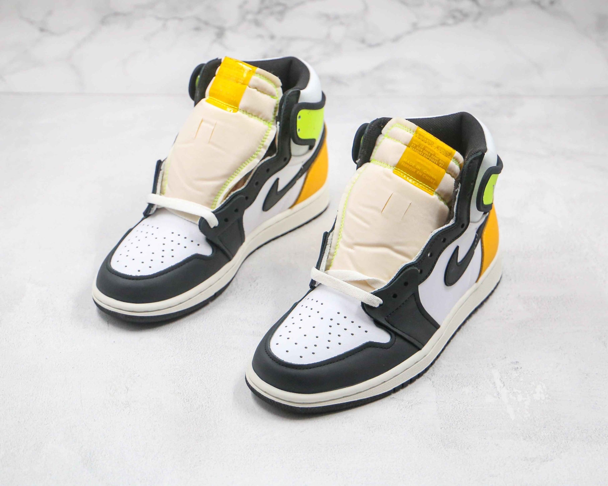 Custom Air Jordan 1 Vlot Gold High Q