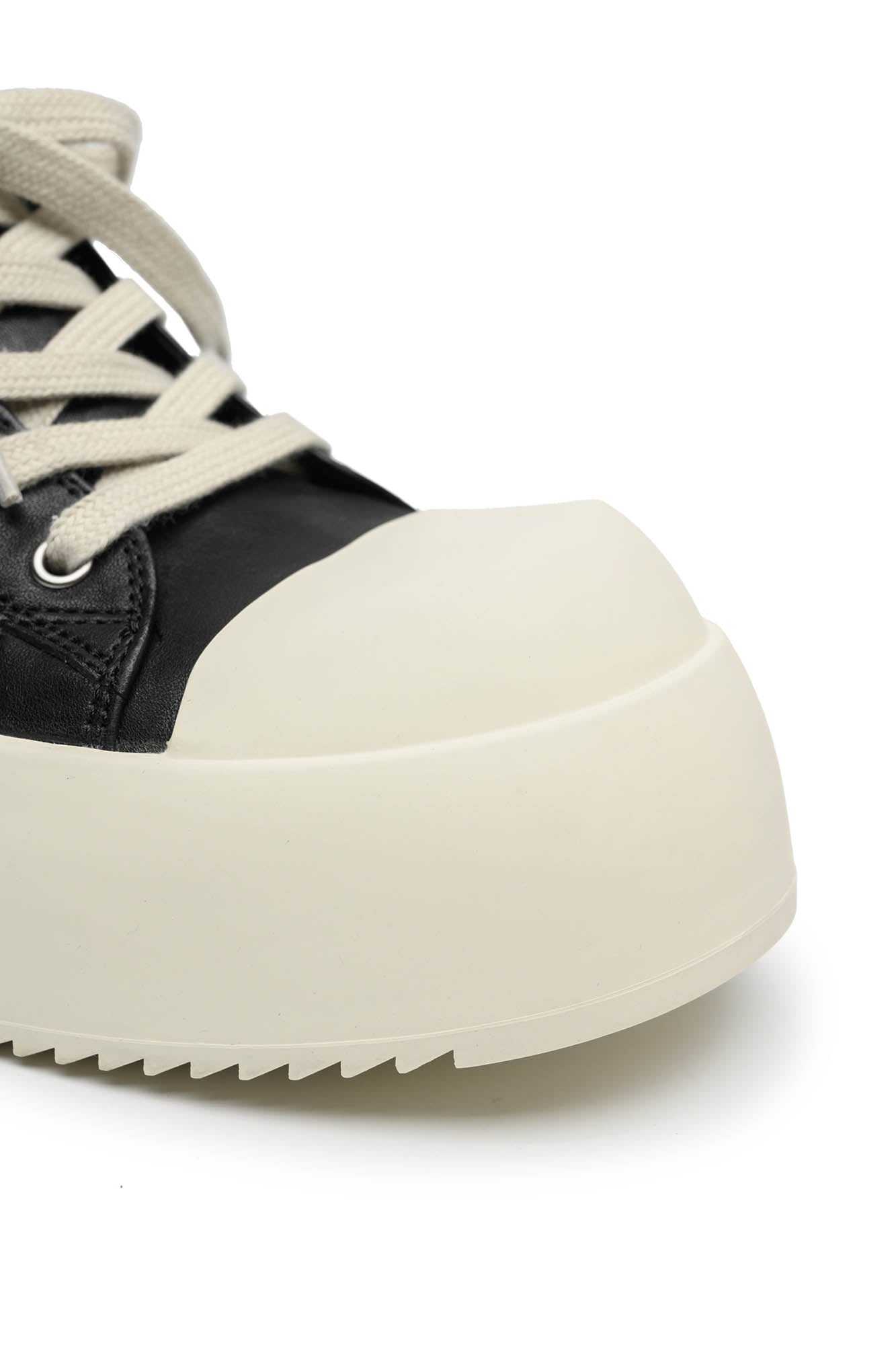 Low-Top Sneakers - Skipkicks