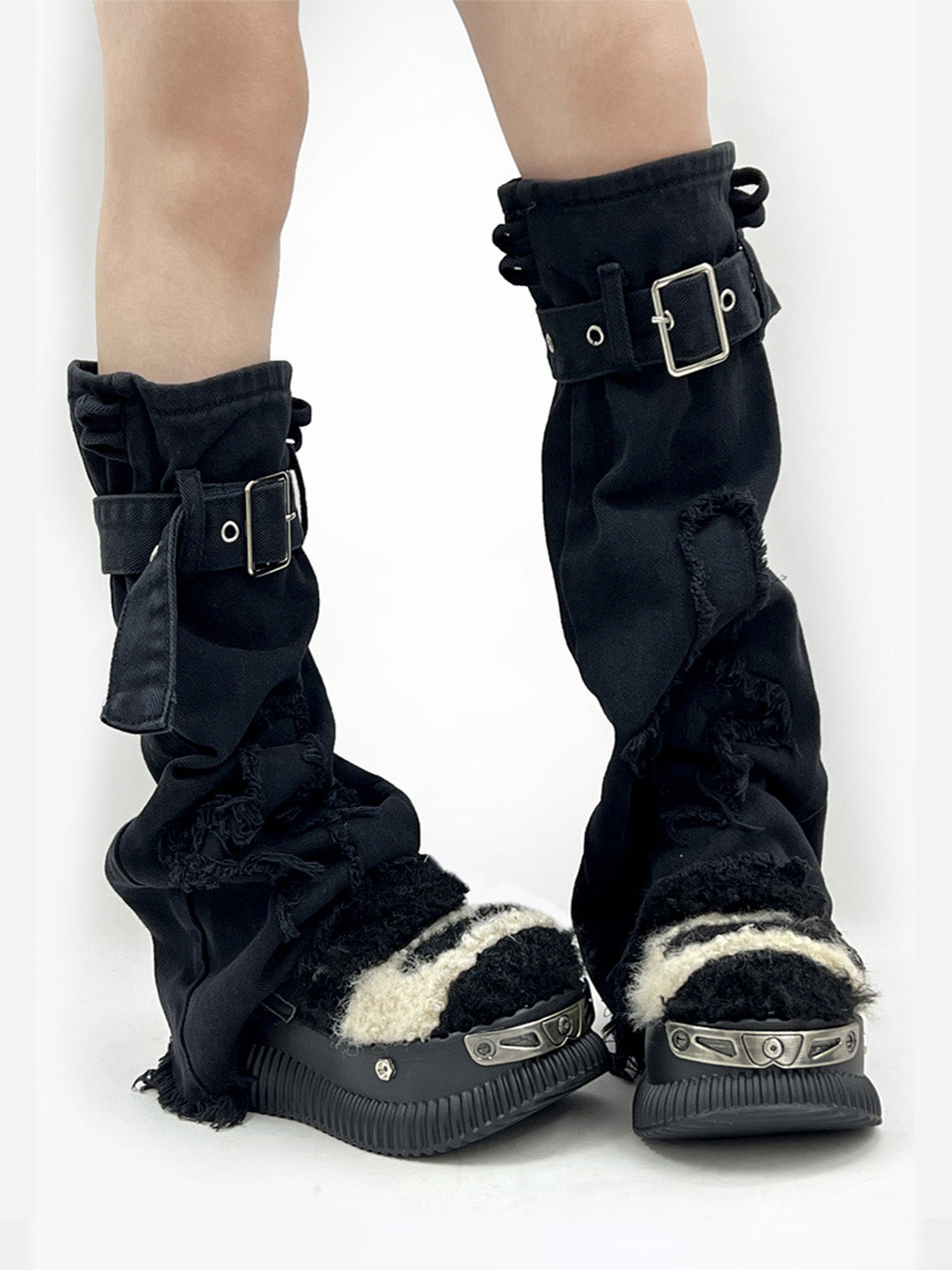 Beige Y2K Platform Fuzzy Star Detail Sneakers - Skipkicks