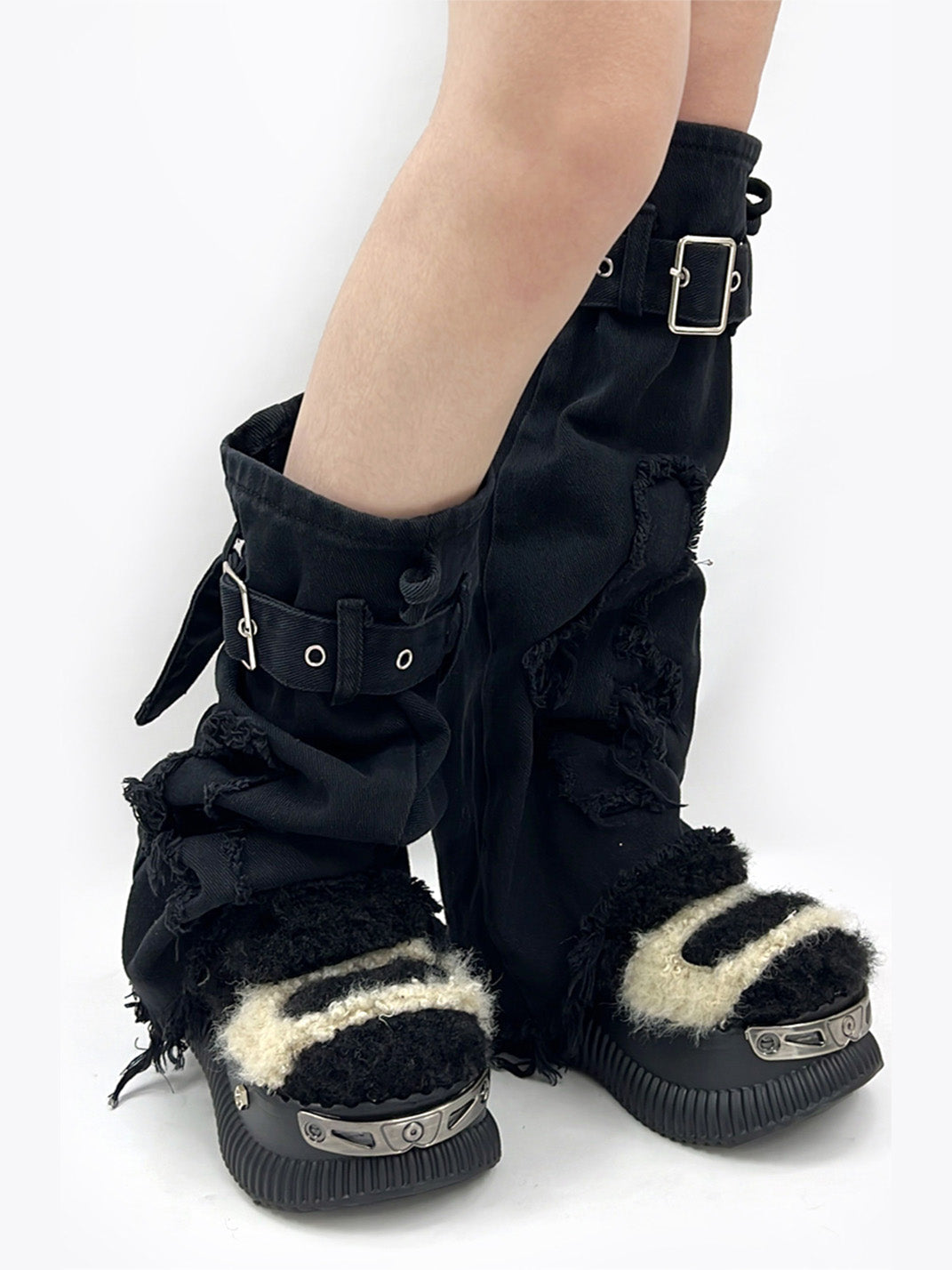 Beige Y2K Platform Fuzzy Star Detail Sneakers - Skipkicks