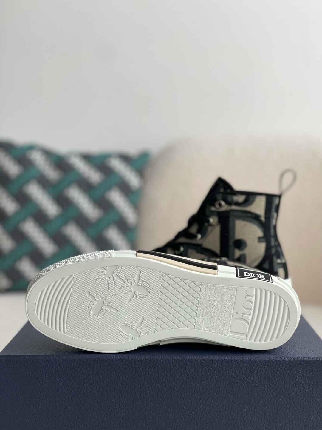 Dior B23 High-Top Sneaker in Black Oblique Jacquard CUSTOM
