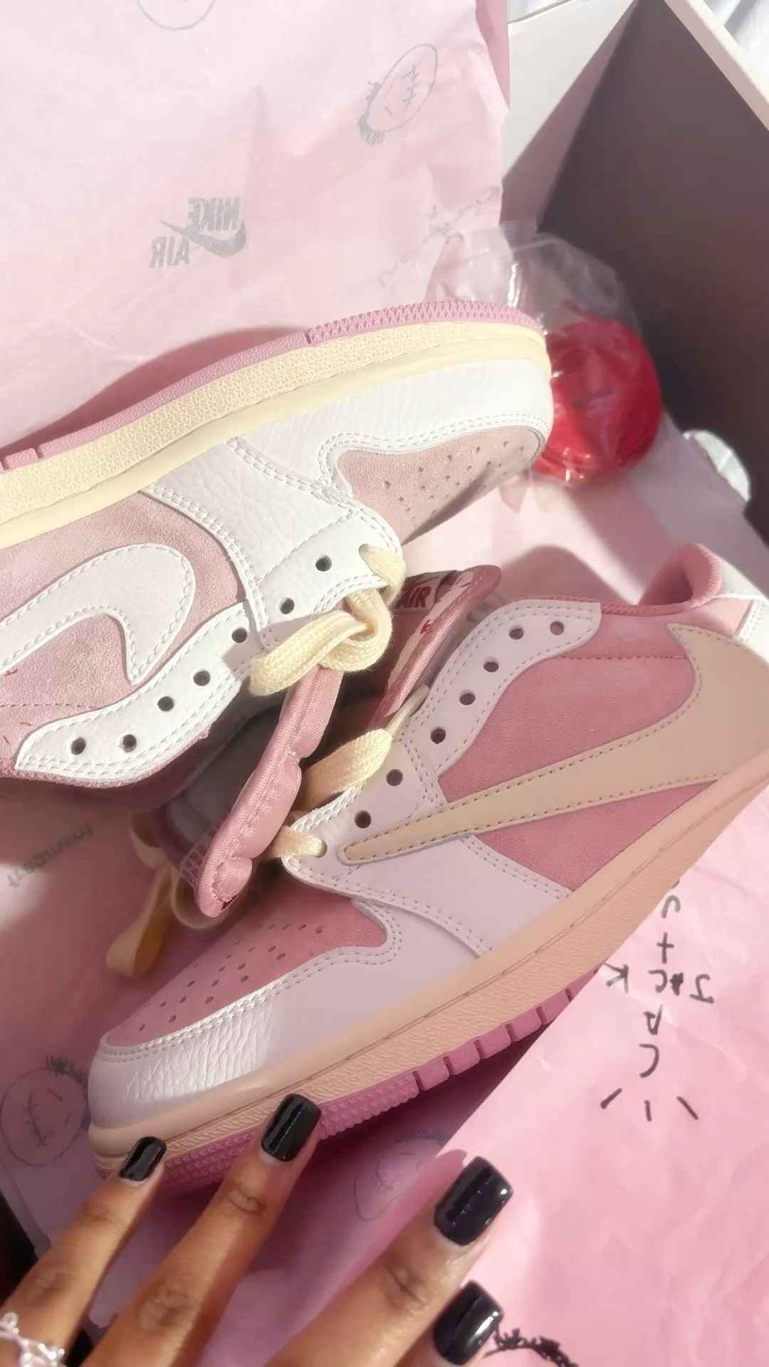 Custom Air Jordan 1 Low White Pink Travis Scott Edition