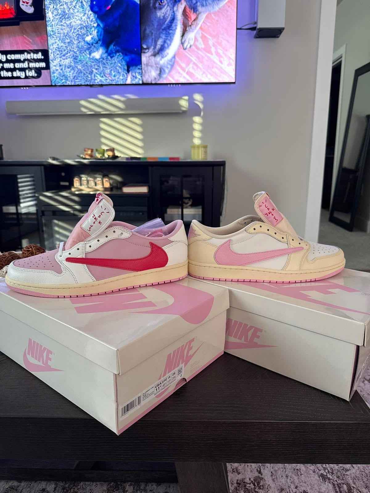 Travis Scott × AJ1 Low "Shy Pink"