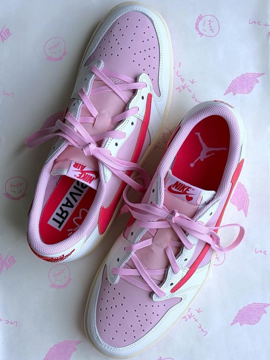 Travis Scott × AJ1 Low 'Shy Pink' - Elevate Your Style