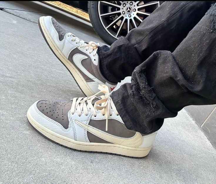 Custom Fragment Travis Scott Air Jordan 1 Low Limited Edition Sneakers