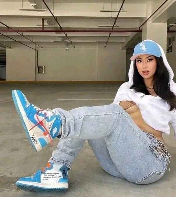Custom Air Jordan 1 Retro High OG 'UNC' University Blue x OFF-W SneakerNational