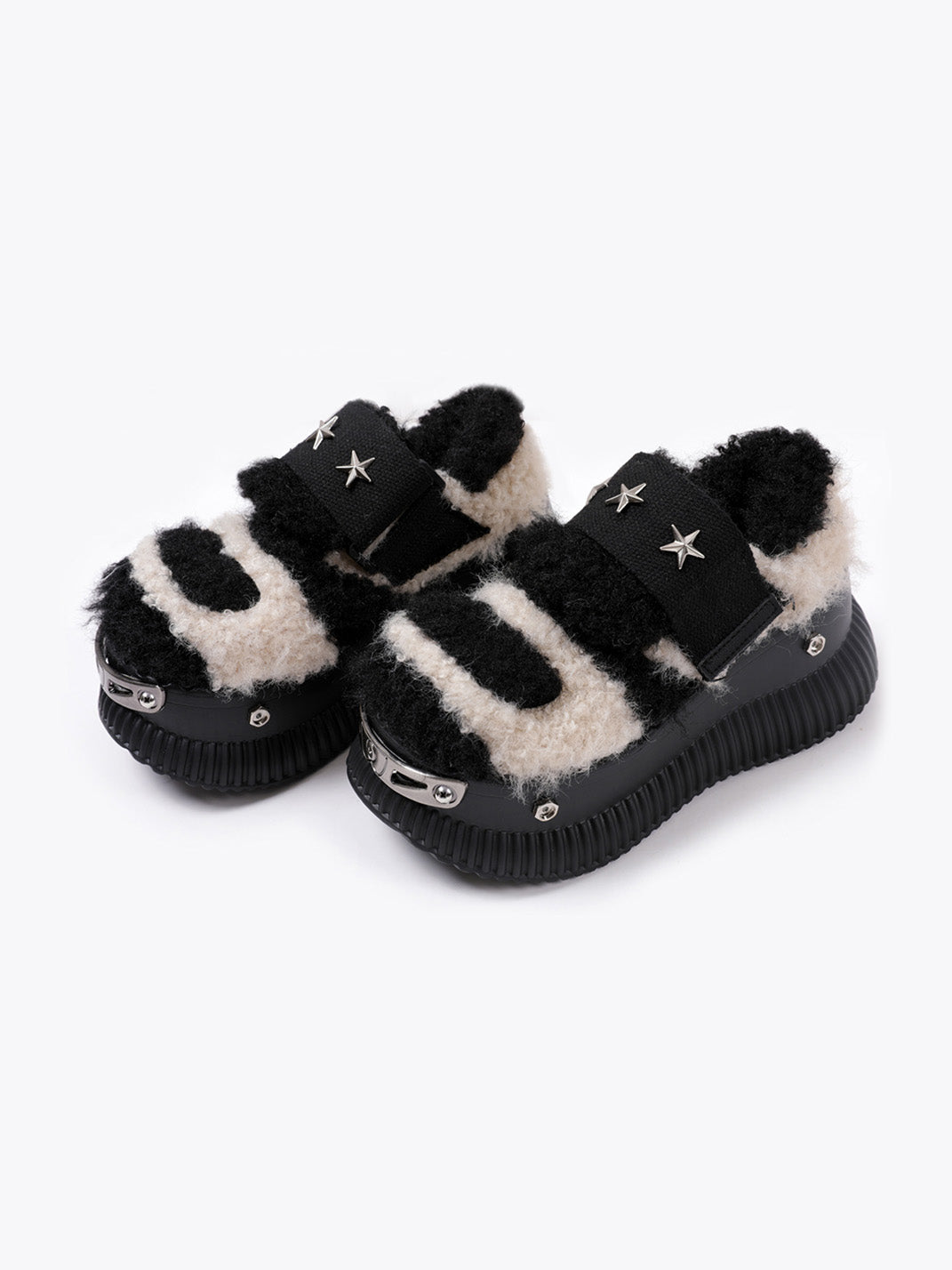 Beige Y2K Platform Fuzzy Star Detail Sneakers - Skipkicks