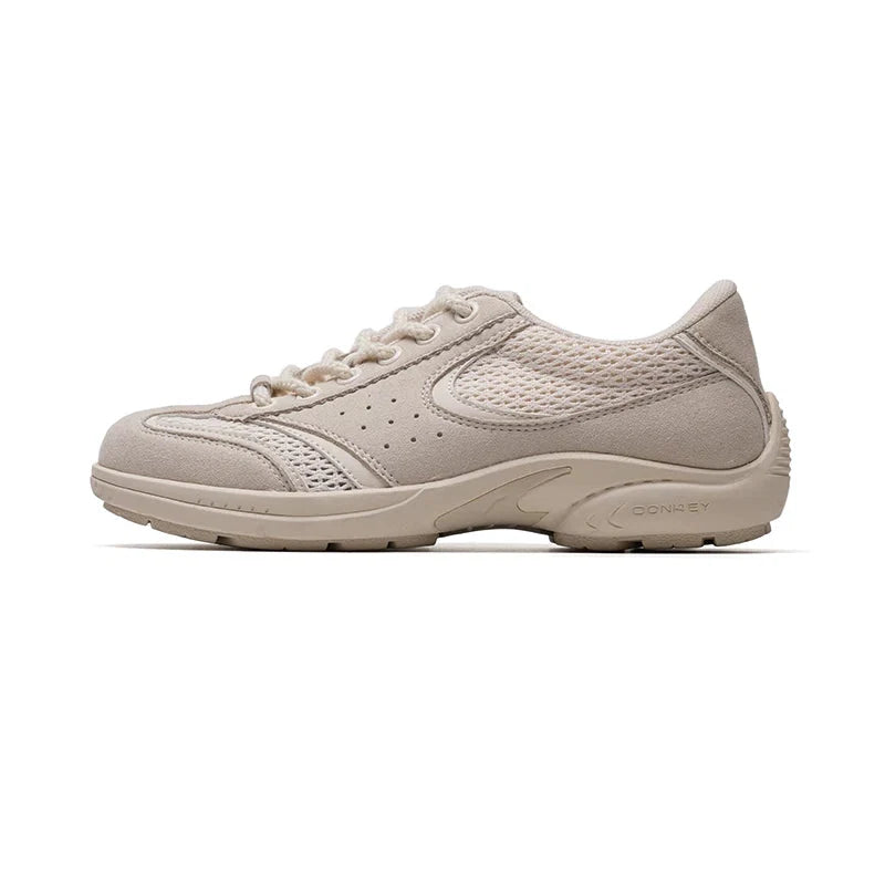 CurveLine Classic Court Sneakers
