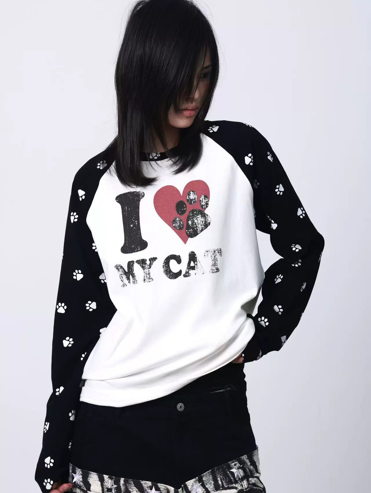 Pawprint Heart Cat Raglan Long-Sleeve Tee