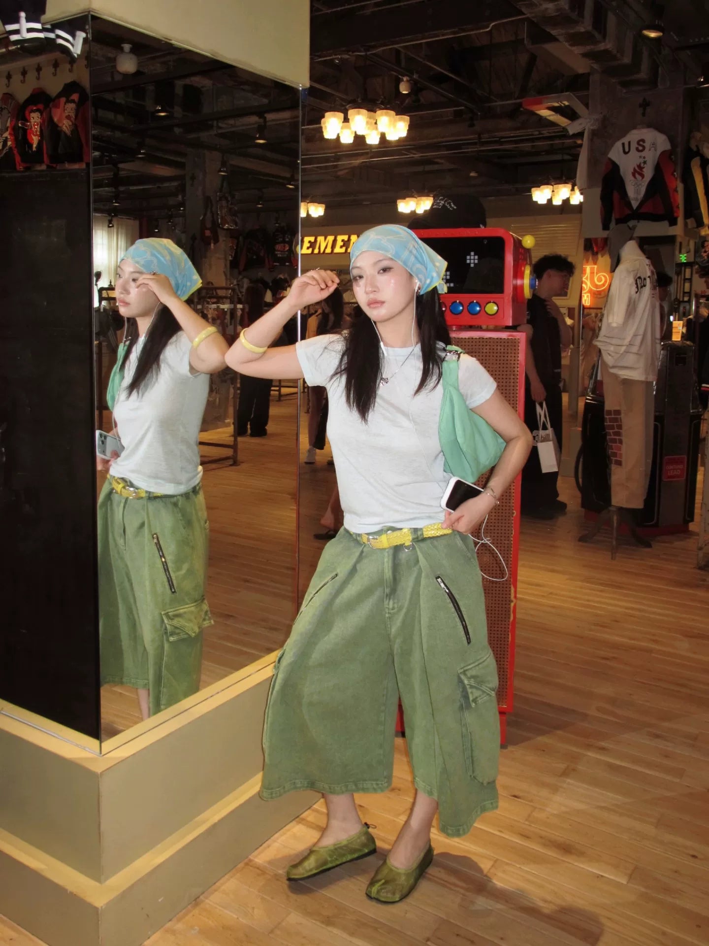 Draped Scarf Cargo Culotte Shorts