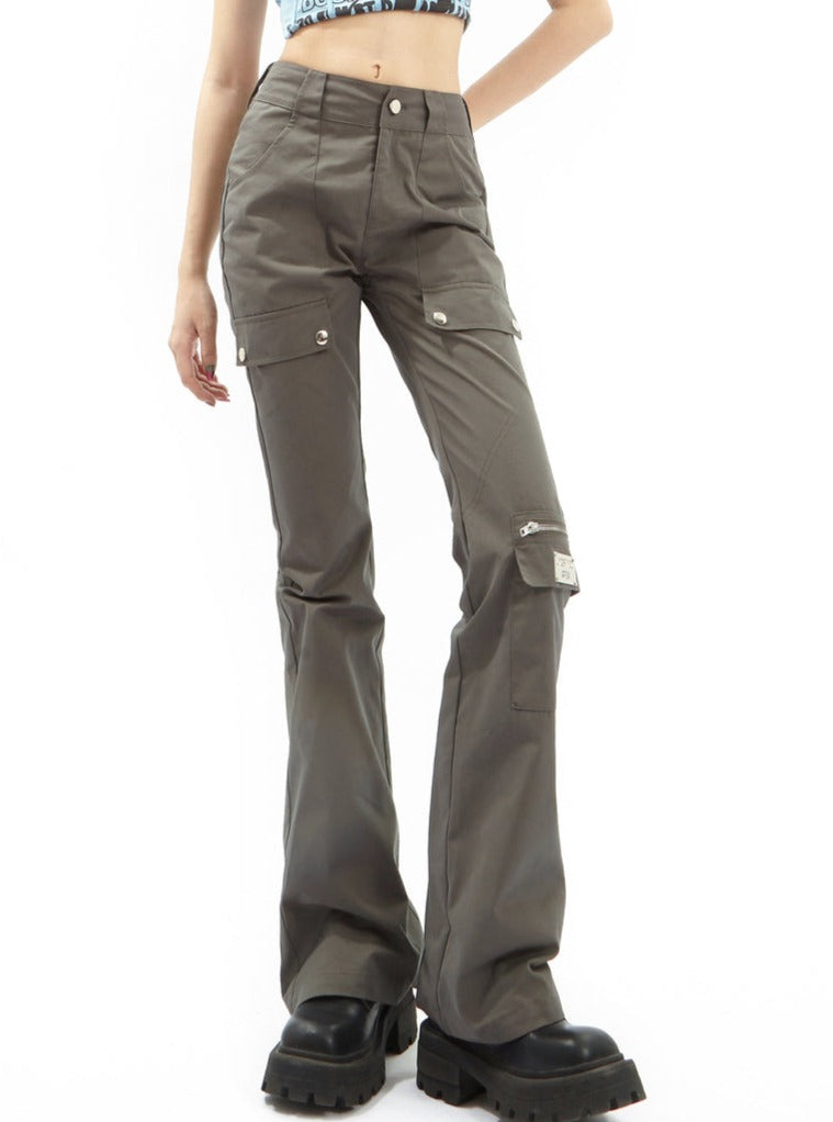 Black Flared Cargo Pants with Multiple Pockets for Style and Function