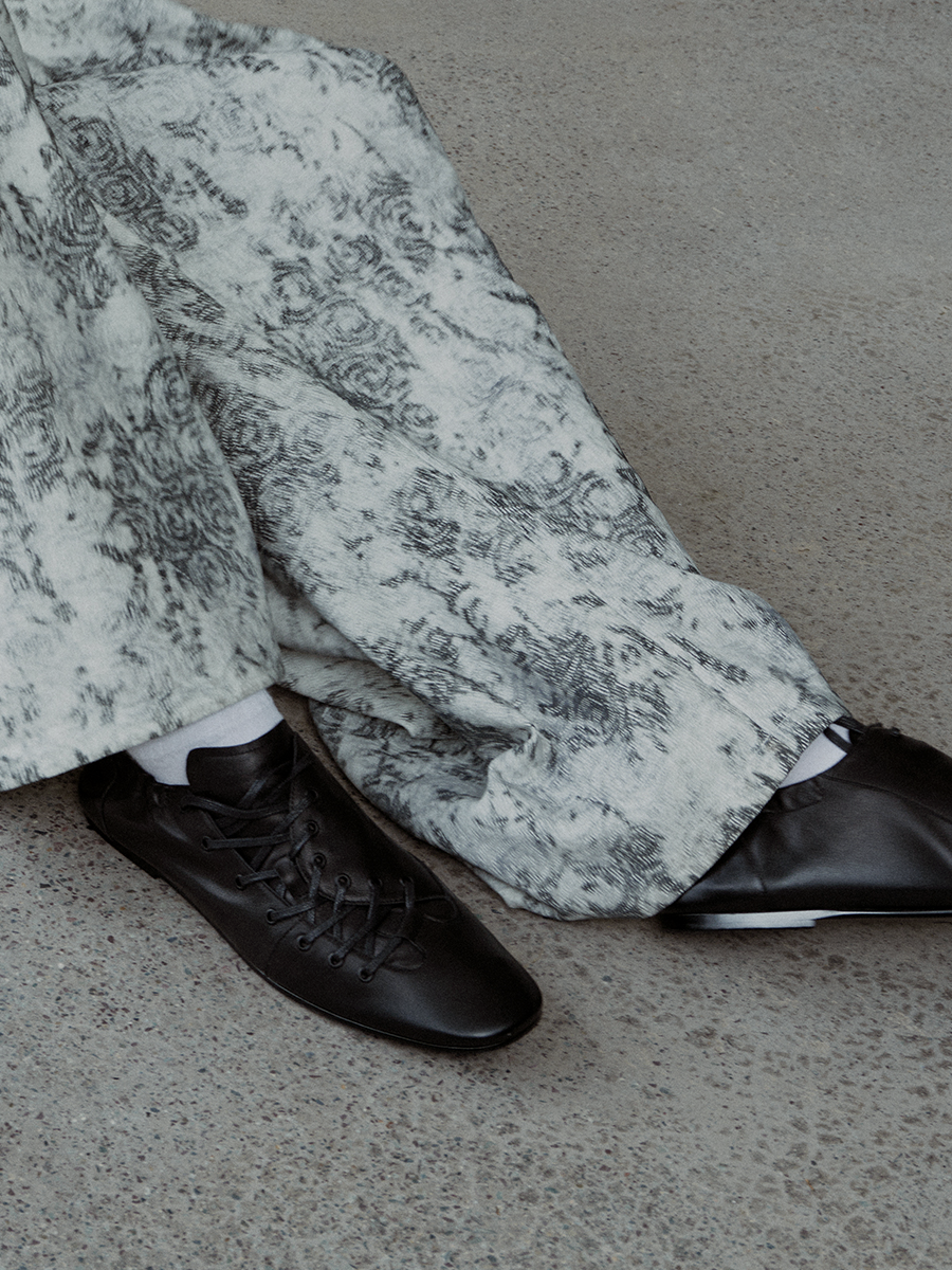 Black Minimalist Lace-Up Ballet Sneakers - Skipkicks