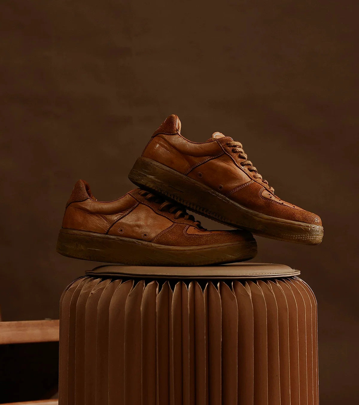 Heritage Distressed Leather Sneakers - Skipkicks