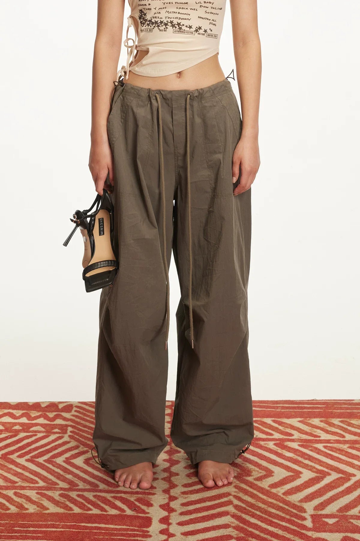 Relaxed Drawstring Parachute Cargo Pants for Effortless Style