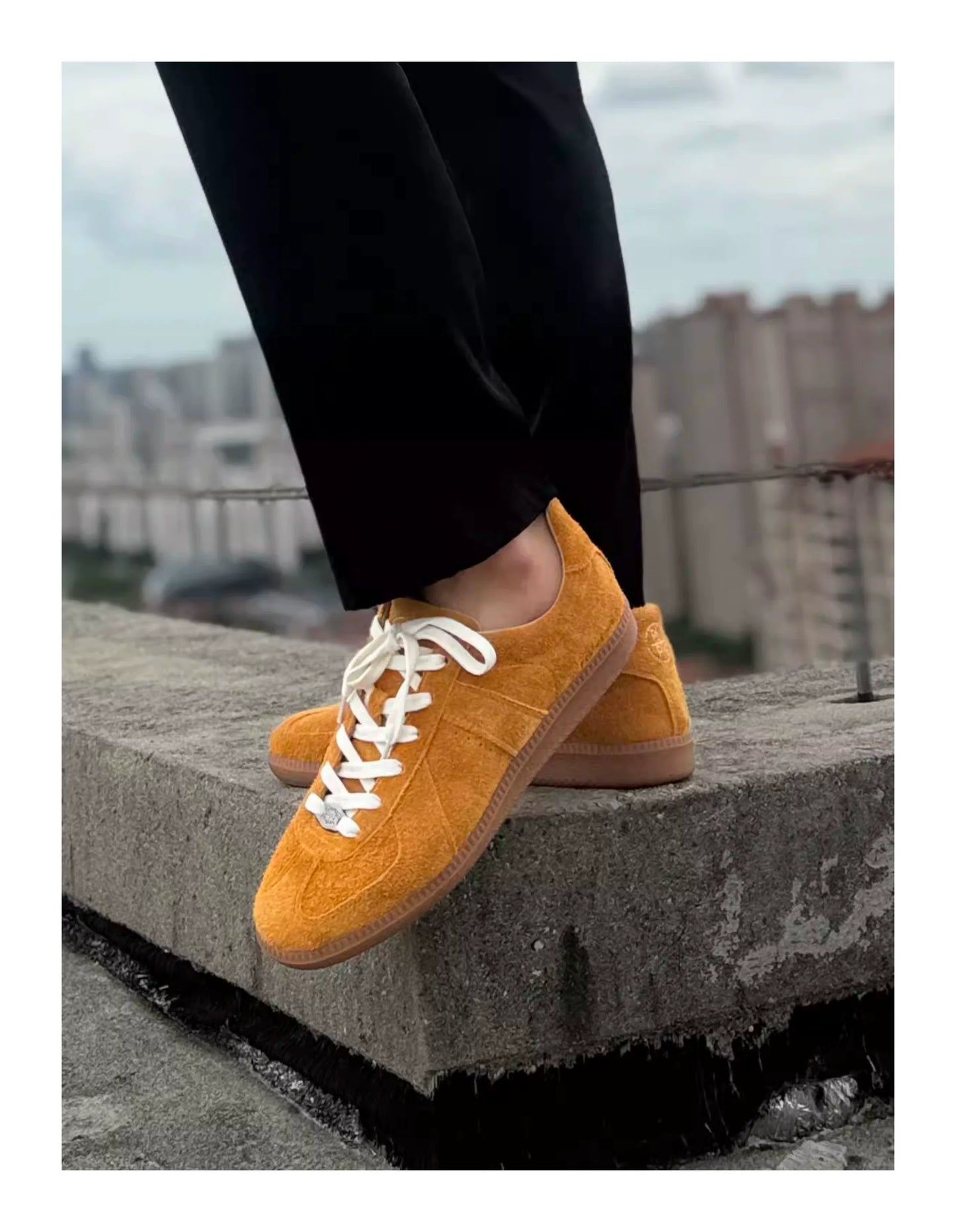 Vintage Suede Heritage Sneakers - Skipkicks