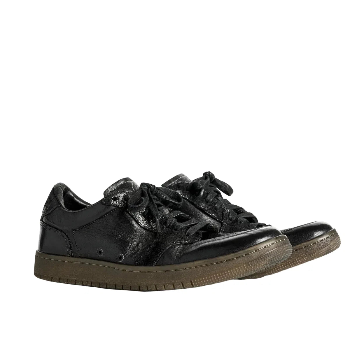 Vintage Black Leather Low-Top Sneakers - Skipkicks